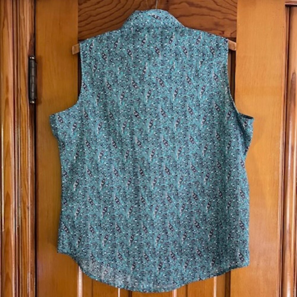 Wrangler Wrancher Blue Paisley Sleeveless Snap Button Shirt Woman's Size Medium - Picture 3 of 4
